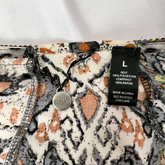 BKE Buckle Lace Over Lay Bohemian 3/4 Sleeve Top Womens Size Large - Picture 15 of 16